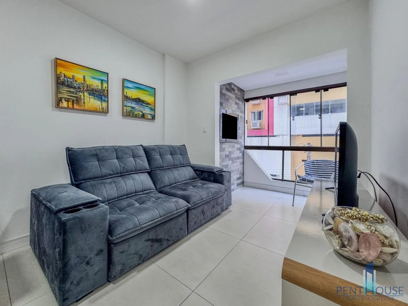 Imagem Apartamento Zona Central para Venda em Balneário Camboriú, CENTRO, 2 dormitórios, 1 suíte, 2 banheiros, 1 vaga