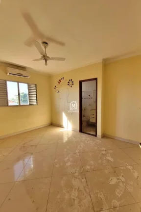 Imagem Residencial e Comercial para Venda em Limeira / SP no bairro Vila Cristóvam