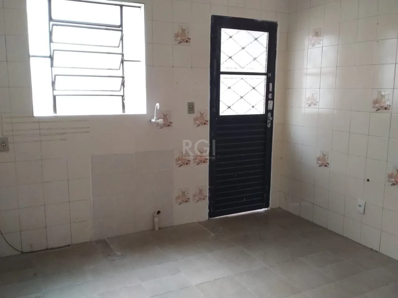 Imagem Casa 3 dormitórios, sendo 1 suites, 2 vagas - Medianeira, Porto Alegre/RS