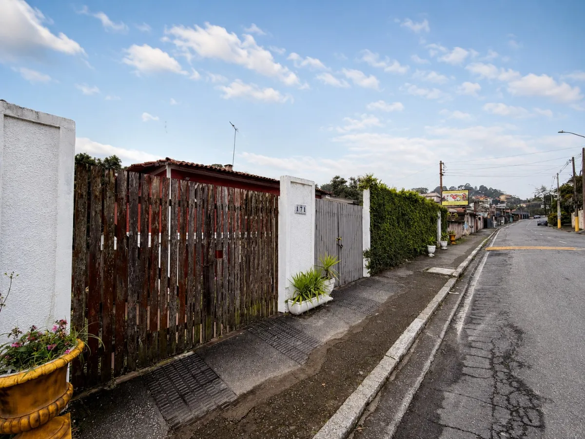 Imagem Casa comercial para venda em Suíssa, 470m2