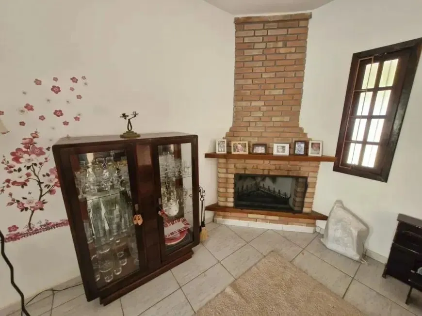 Imagem Chácara de luxo em condomínio: 5 quartos, 1 suíte, 370m² - Venda em Itu-SP