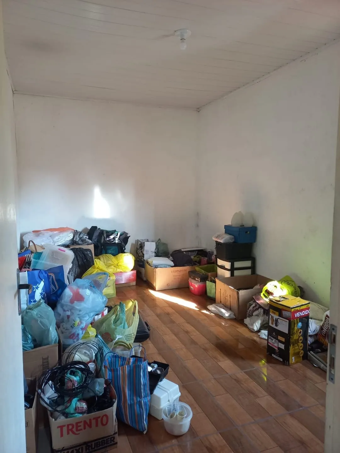 Imagem Casa à venda 1 Quarto, 4 Vagas, Cidade Nova, Pindamonhangaba - SP
