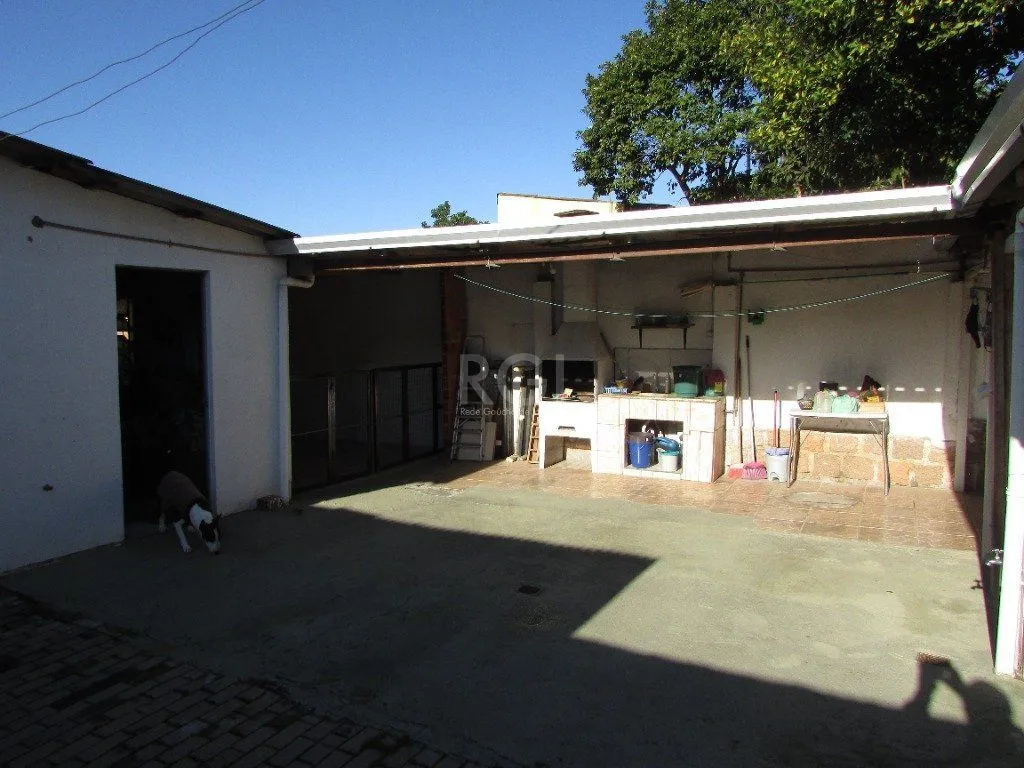 Imagem Casa para Venda - 180m², 3 dormitórios, 2 vagas - Jardim Carvalho