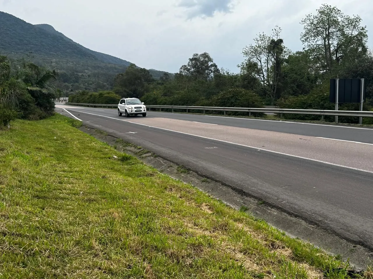 Imagem **Oportunidade Única! ÁREA MISTA à Venda em Osório na BR101, Rio Grande do Sul!**