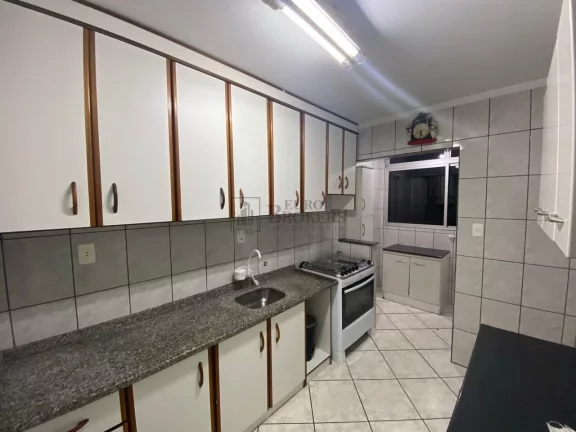 Imagem Apartamento mobiliado com 2 dormitórios em Balneário Camboriú.