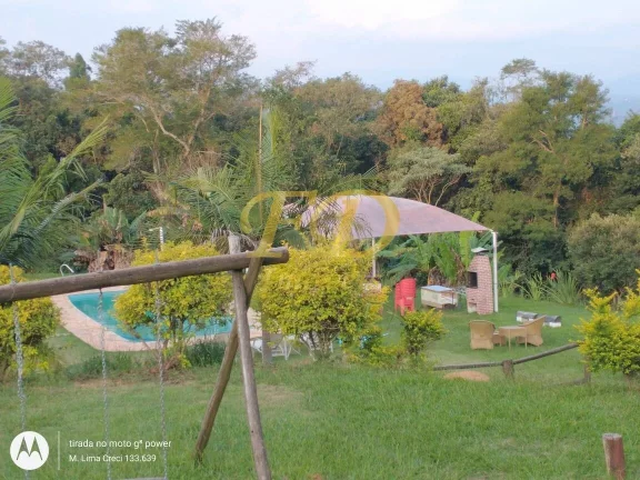 Imagem Sítio em Atibaia / Divisa de Mairiporã