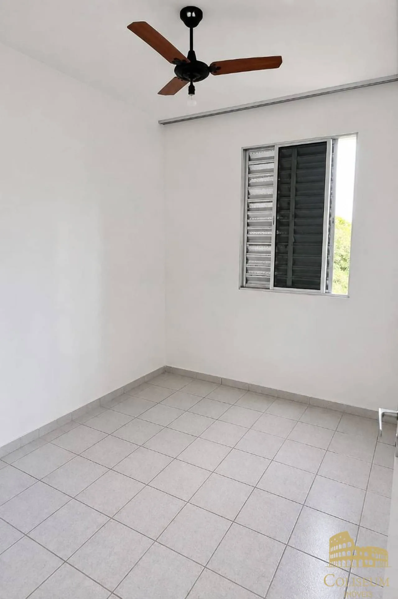 Imagem Apartamento com 2 dormitórios à venda, 54 m² por R$ 235.000,00 - Canto do Forte - Praia Grande/SP