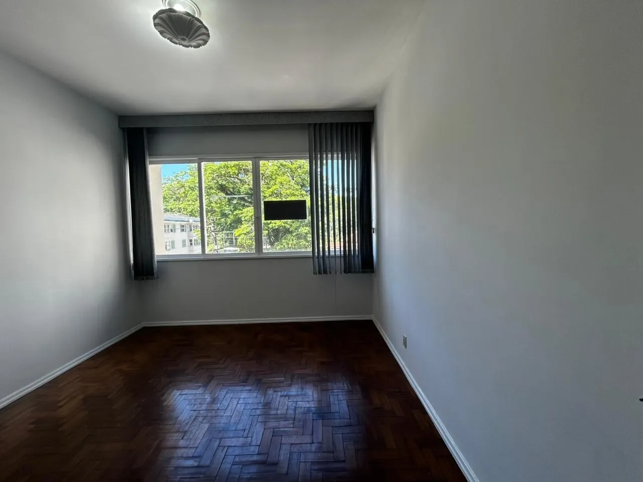 Imagem Apartamento para Venda em Petrópolis / RJ no bairro Centro