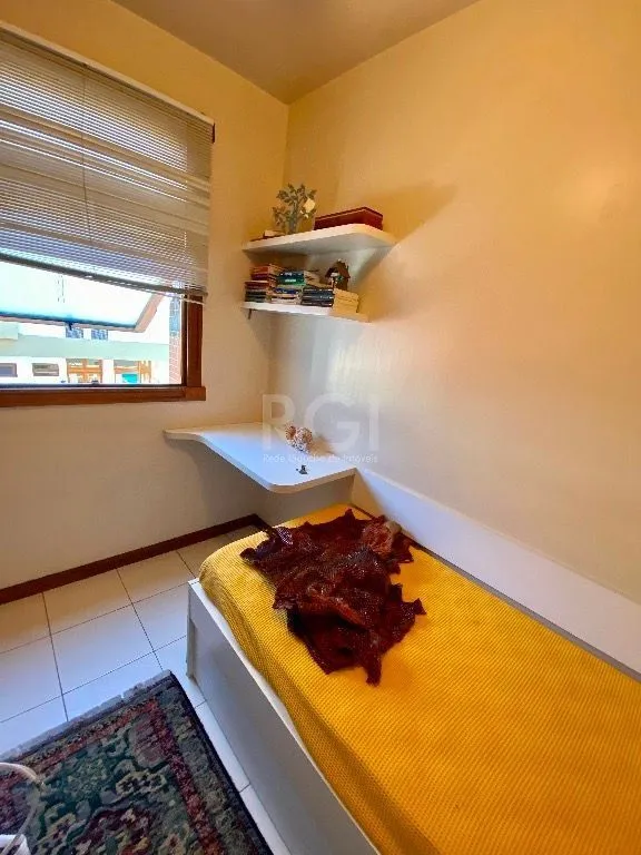 Imagem Apartamento Com 2 dormitórios Para comprar , 129 m² - Petrópolis - Porto Alegre