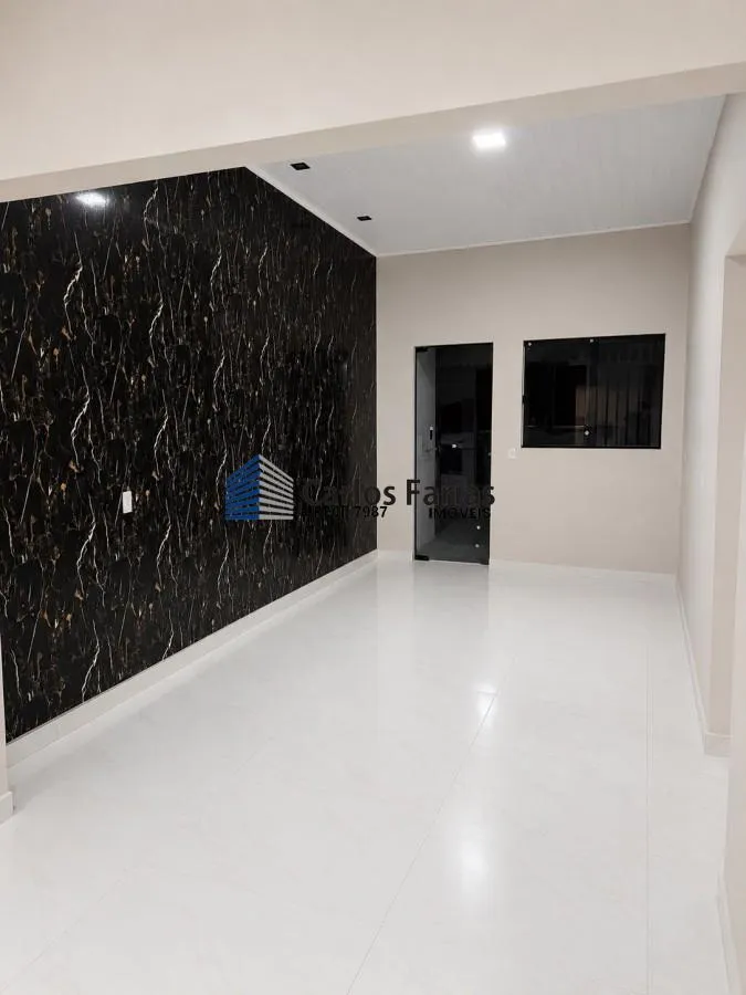 Imagem Casa para Venda em Brasília, Núcleo Rural Vargem Bonita (Park Way), 3 dormitórios, 1 suíte, 2 banheiros, 1 vaga