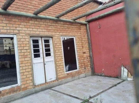 Imagem Terreno com 580,80 m² de área para venda no bairro Auxiliadora em Porto Alegre/RS.