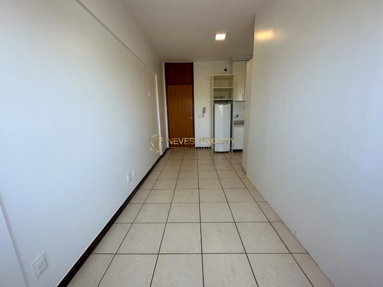 Imagem Suíte com Armários!!! Vaga de Garagem!!! Próximo a UnDF!!! CA 2 Lago Norte!!!