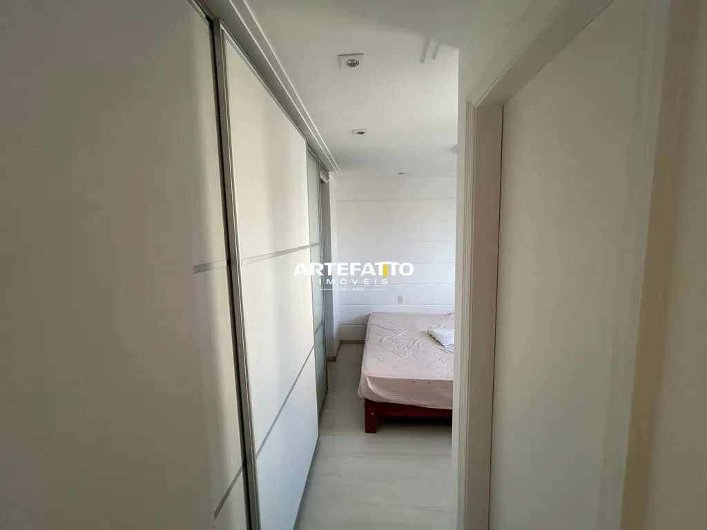 Imagem Apartamento com sala ampliada, depósito na garagem, duas suítes e lazer completo