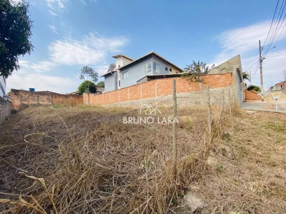 Imagem Lote à venda no bairro Lago Azul- Igarapé /MG.