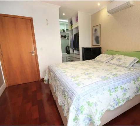 Imagem Casa de Condomínio com 4 Quartos à Venda, 290 m² em Granja Julieta - São Paulo