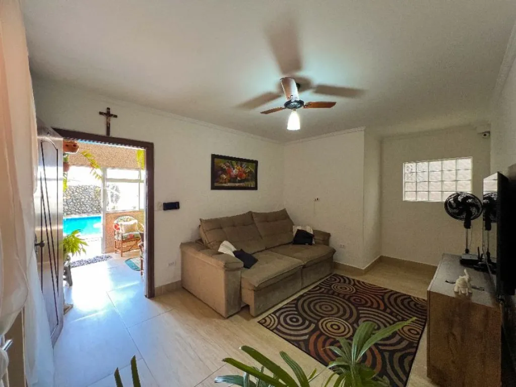 Imagem CASA COM 254,00 m² - CAIÇARA - PRAIA GRANDE SP
