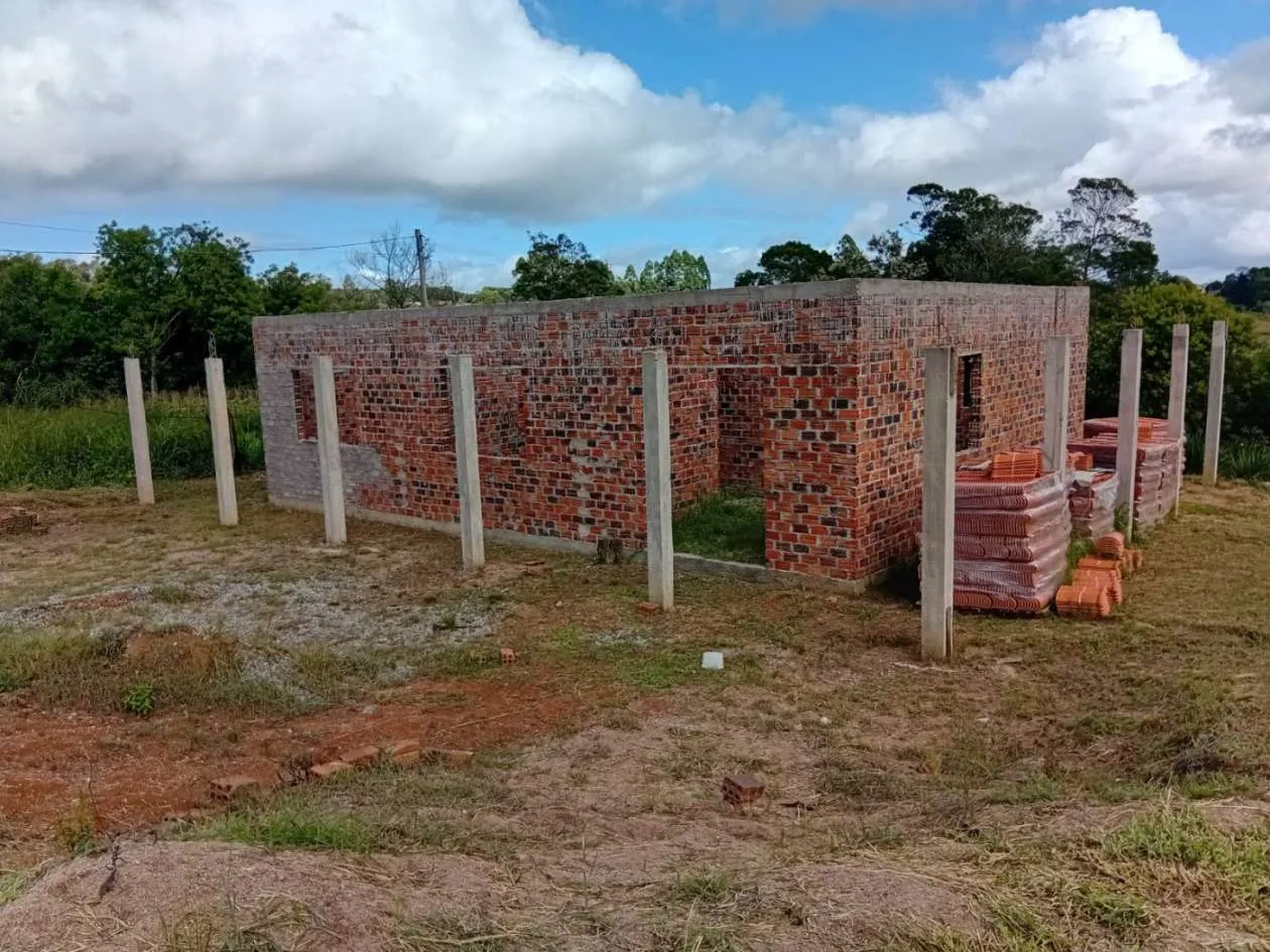 Imagem Sítio para Venda em Pelotas, Monte Bonito, 3 dormitórios, 1 banheiro, 1 vaga