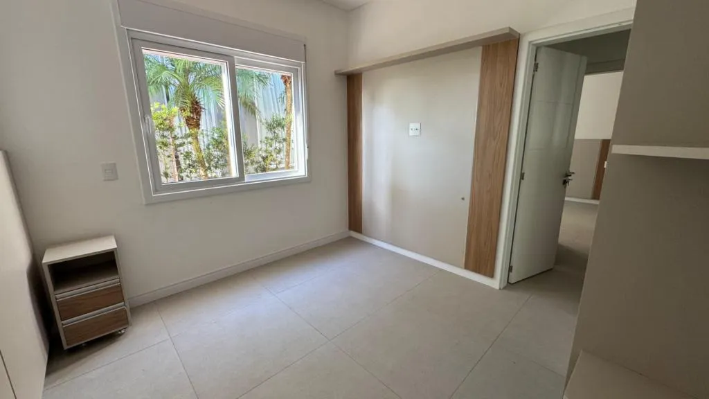 Imagem Casa em Condominio 4 Dormitórios - Bairro Capão Ilhas