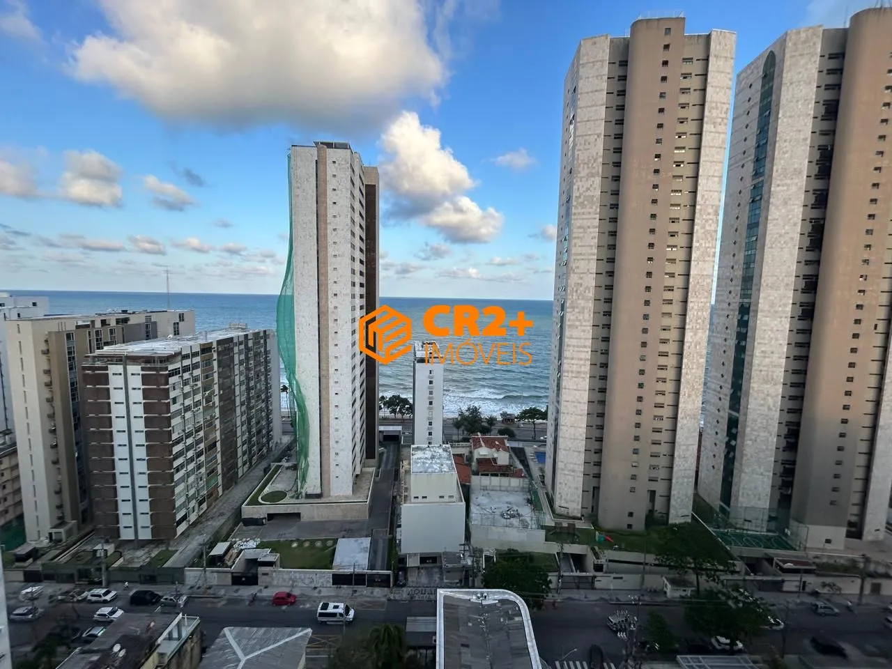 Imagem Vendo apartamento com vista livre para o mar com 3 suítes -118m²