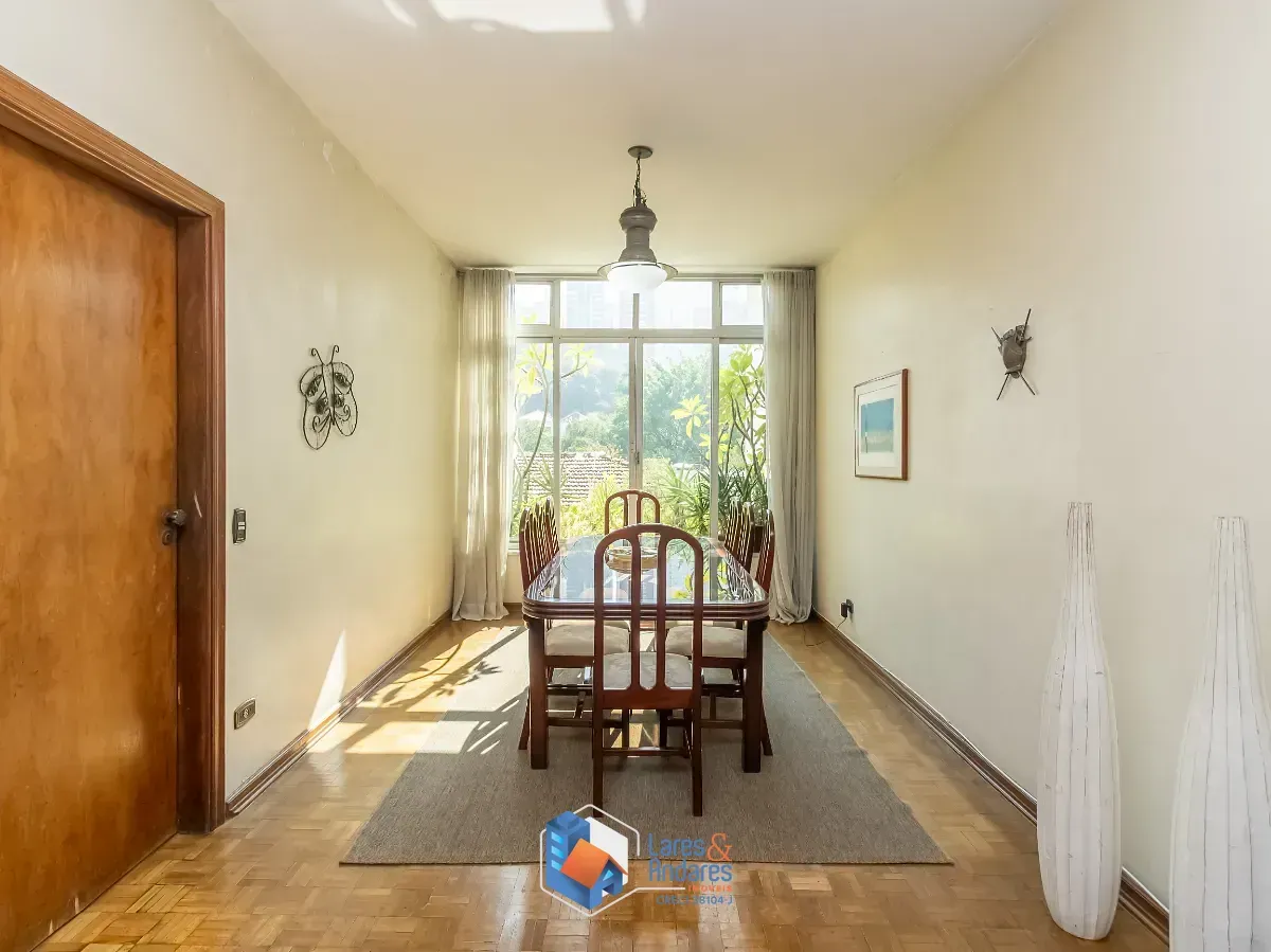 Imagem Sobrado para venda em Vila Madalena com 3 quartos, sendo 1 suíte, 293m²