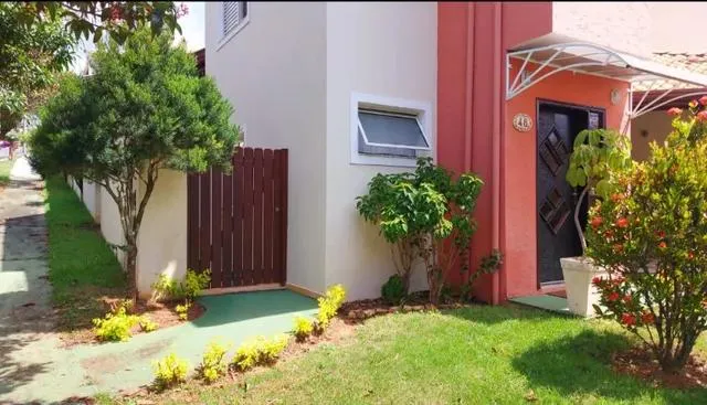 Imagem Lindo sobrado no condomínio Terras do Caribe em Valinhos - SP