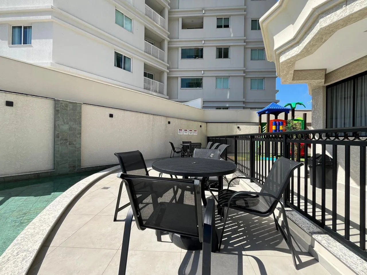 Imagem Apartamento com vista para o mar à venda com 57.76m2 por R$ 850.000,00
