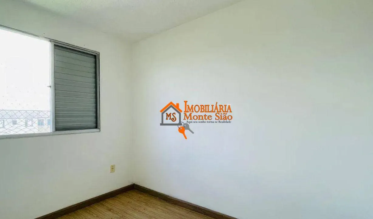 Imagem Apartamento com 2 dormitórios à venda, 45 m² por R$ 234.000 - Água Chata - Guarulhos/SP