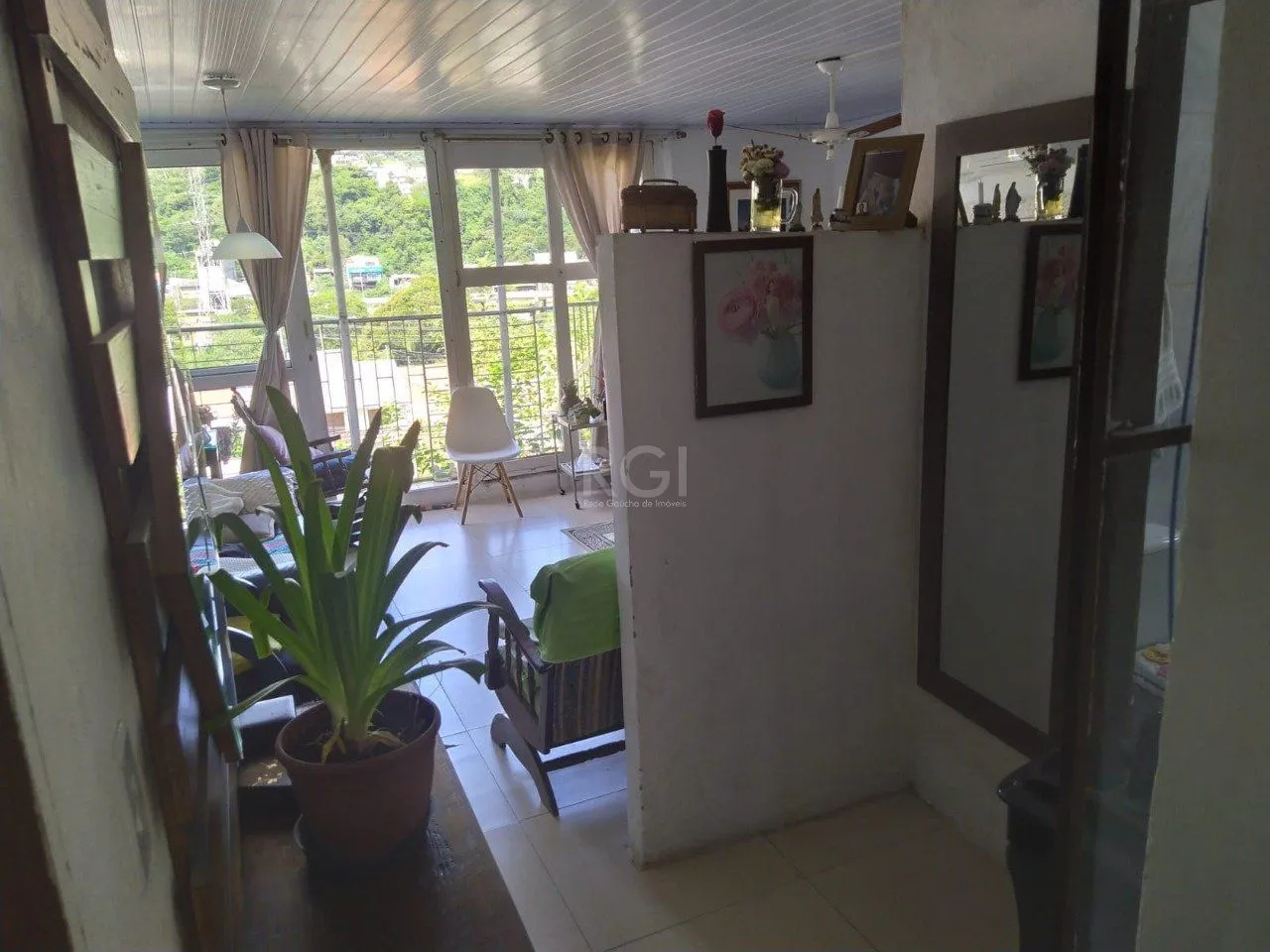 Imagem Casa com 5 dormitórios no bairro Jardim Carvalho