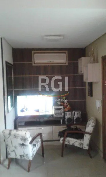 Imagem Casa Condominio para Venda - 77.6m², 2 dormitórios, 1 vaga - Partenon