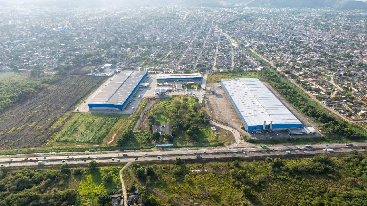 Imagem Galpão Industrial em Condomínio de Excelência em Duque de Caxias-RJ, Bairro Parque Paulista: A Solução Ideal para sua Empresa!