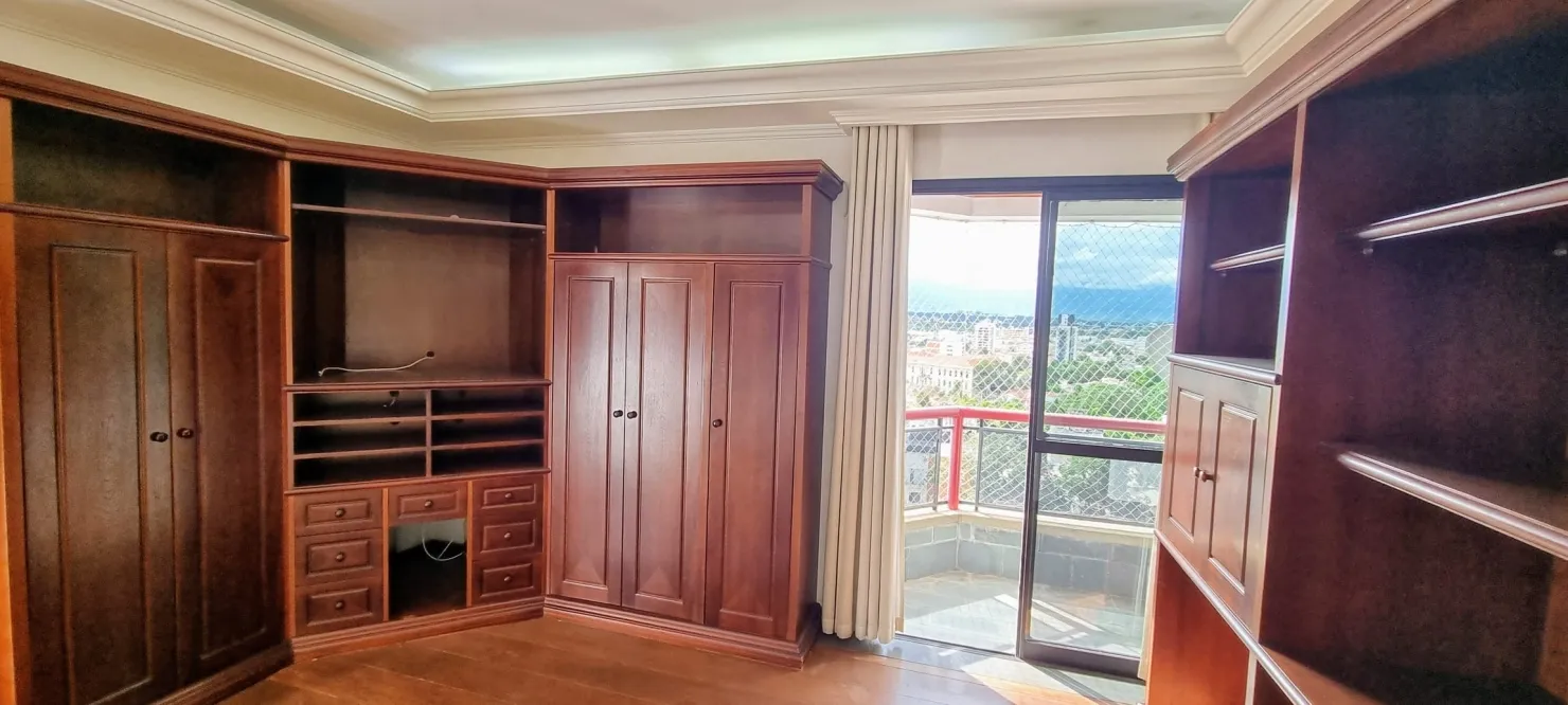 Imagem Apartamento à venda 4 Quartos, 2 Suites, 2 Vagas, 225M², Centro, Guaratinguetá - SP | Edifício Mansão La Boheme