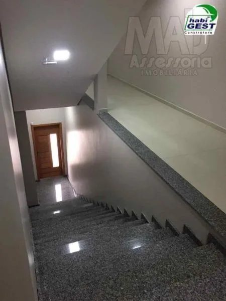 Imagem Comercial para Venda em Novo Hamburgo / RS no bairro Jardim Mauá
