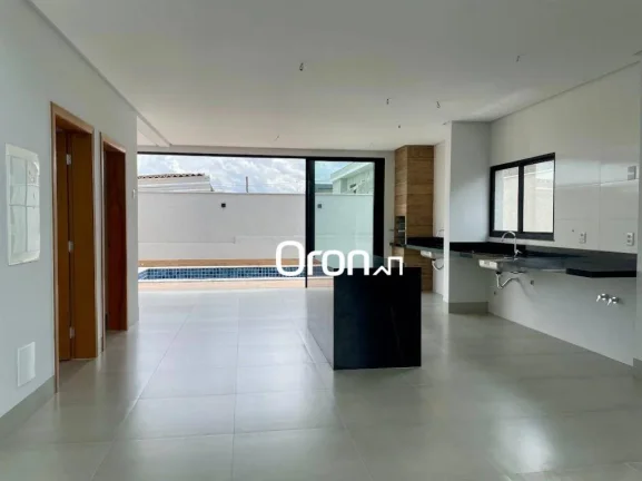 Imagem Sobrado com 4 dormitórios à venda, 230 m² por R$ 1.590.000,00 - Jardins Barcelona - Senador Canedo/GO
