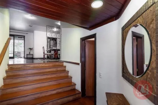 Imagem Casa à venda, 253 m² por R$ 1.600.000,00 - Rio Branco - Porto Alegre/RS