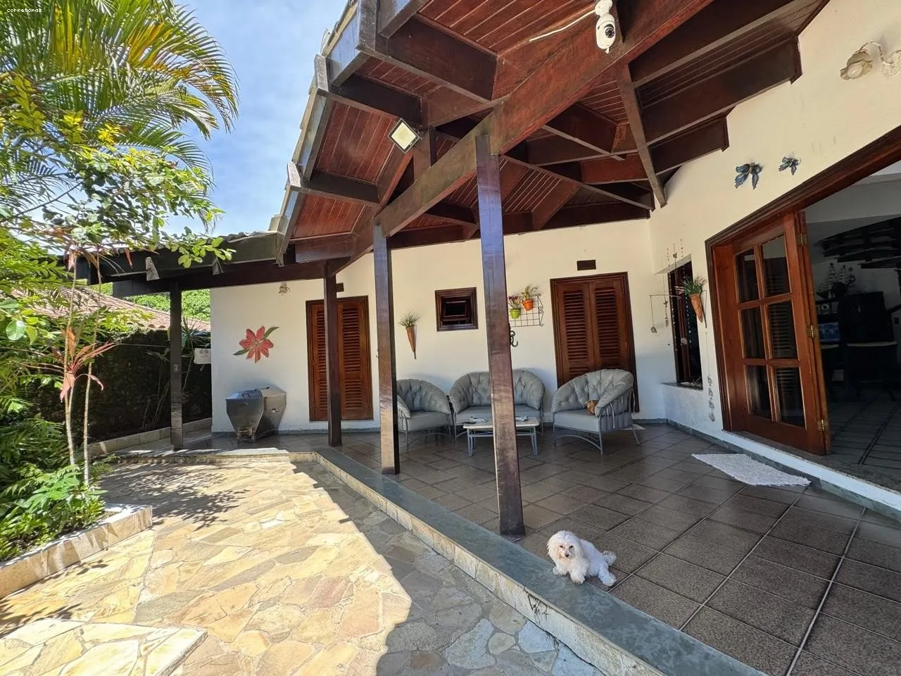 Imagem Casa na Praia para Venda em São Sebastião, Cigarras, 7 dormitórios, 1 suíte, 5 banheiros, 4 vagas