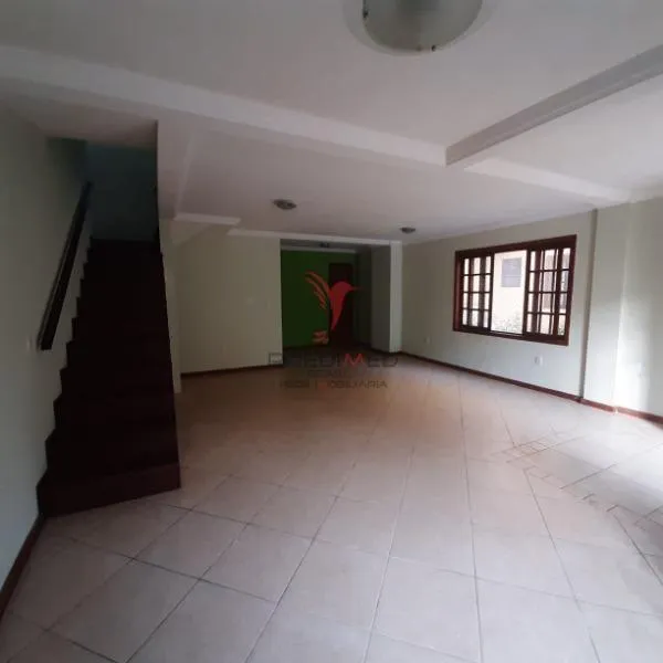 Imagem Casa 4 dormitórios 2 suítes 220m² 2 vagas Recreio Dos Bandeirantes Rio de Janeiro/RJ