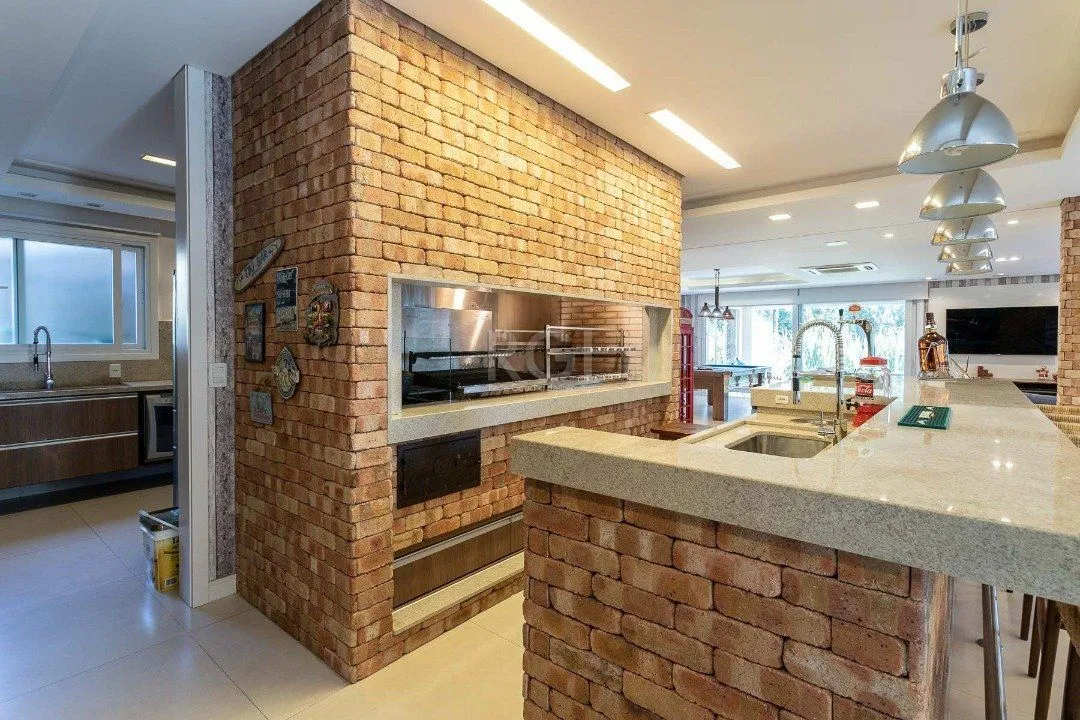 Imagem Casa Condominio para Venda - 588.62m², 4 dormitórios, sendo 4 suites, 5 vagas - Pedra Redonda