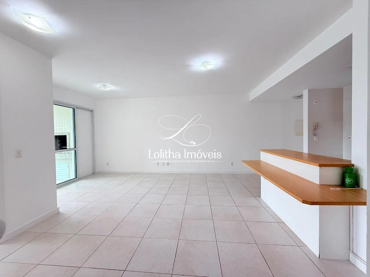 Imagem Cobertura Duplex com 3 suítes e 4 vagas para aluguel- Itacorubi, Florianópolis/SC