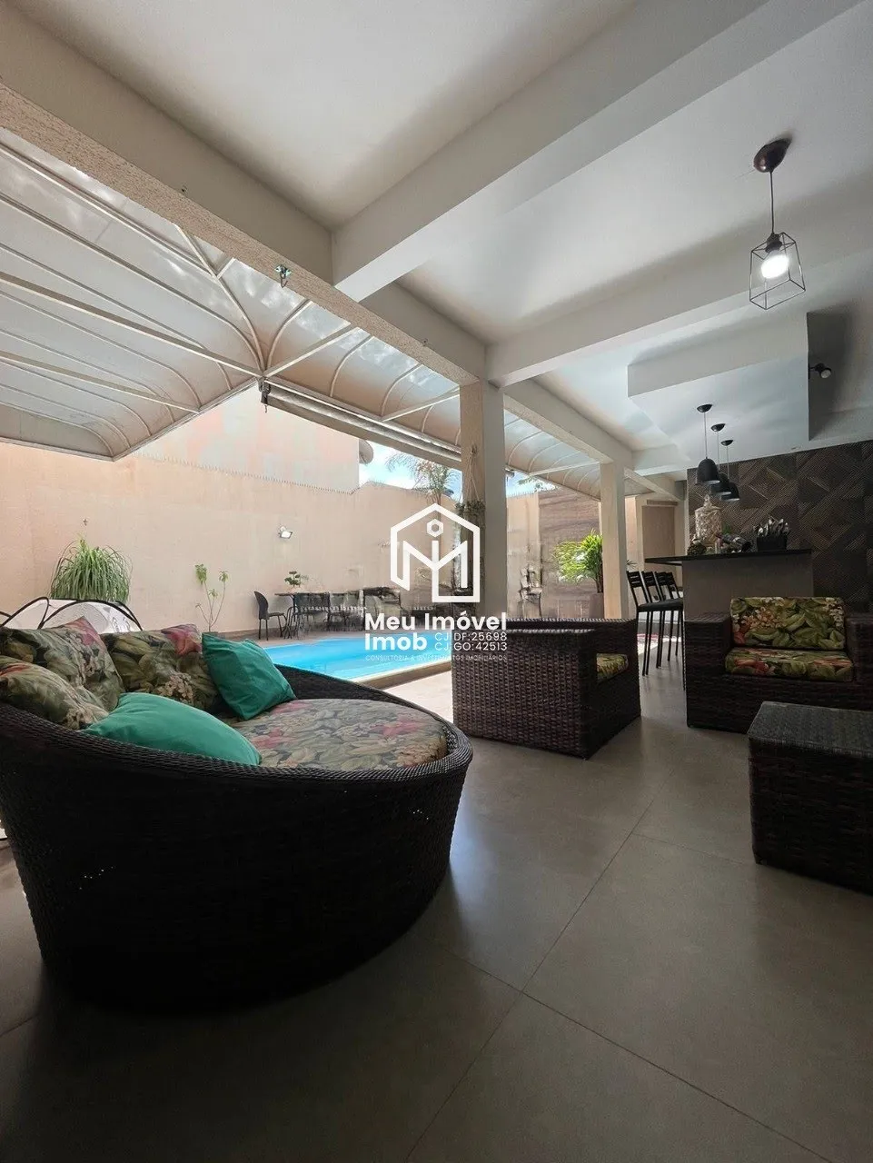 Imagem CASA 5 Quartos 3 Suíte 4 Vaga 330m² QNG 05 Taguatinga
