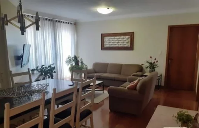 Imagem AP 2623 - Área útil: 138,61 m² - muito bem localizado, no Centro da cidade. Distribuído em uma e...