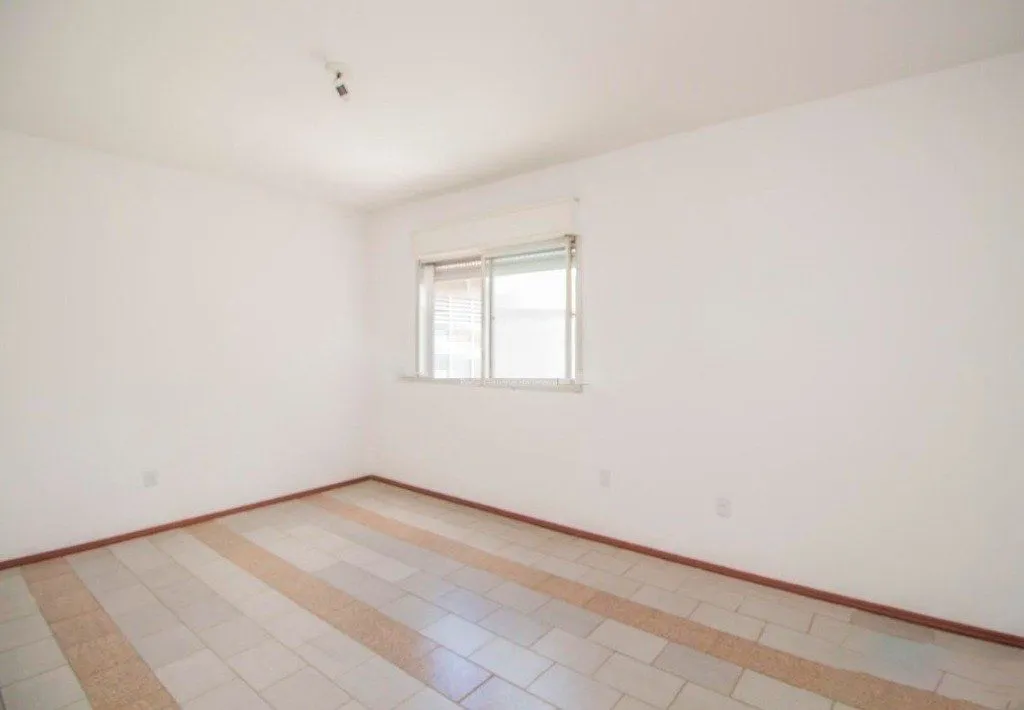 Imagem Casa para Venda - 440m², 3 dormitórios, sendo 2 suites, 2 vagas - Cidade Baixa