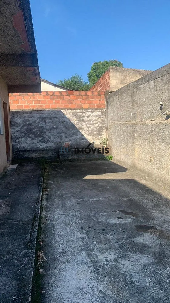 Imagem Casa a Venda no bairro Vila Três - São Gonçalo, RJ