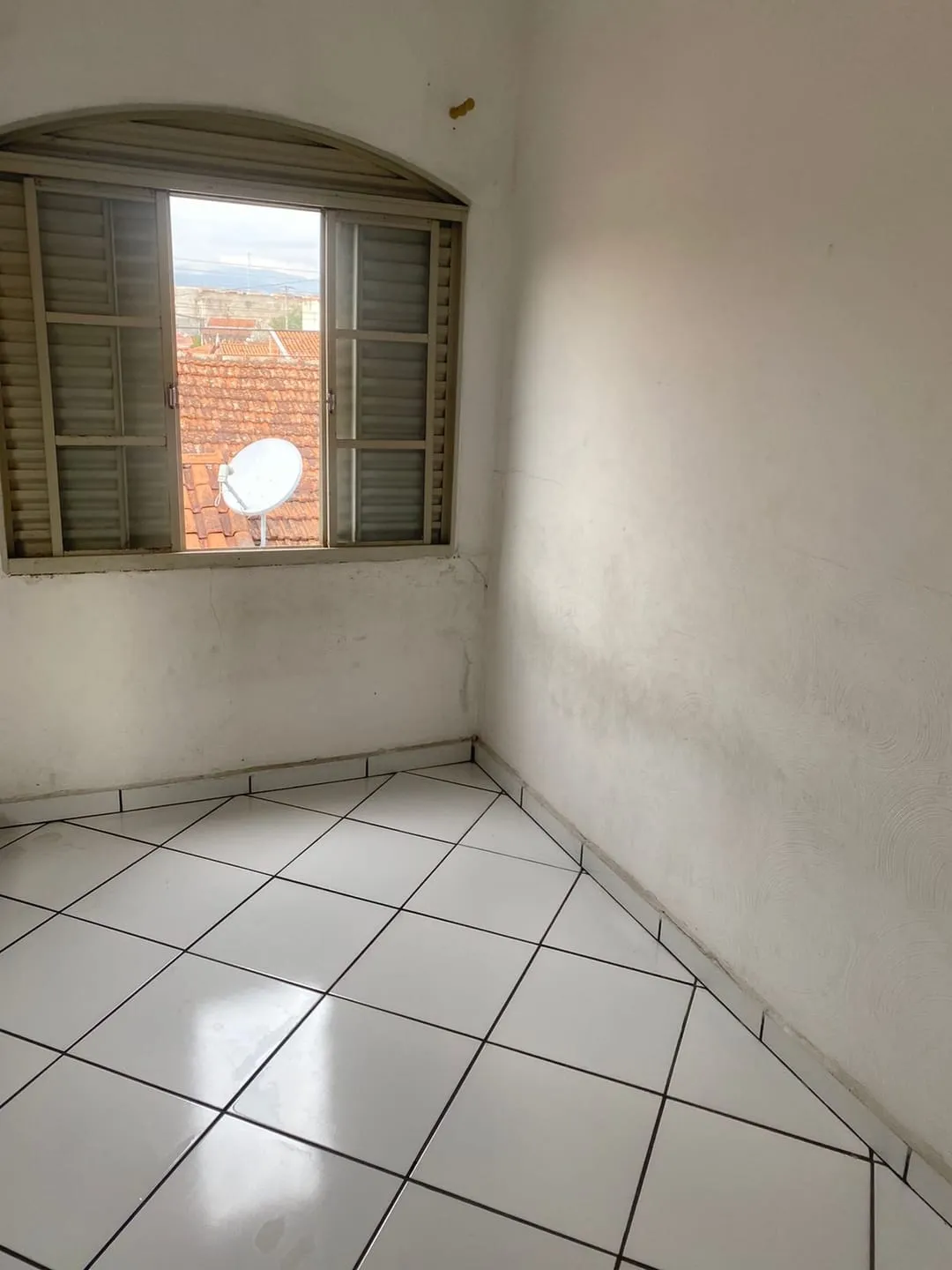 Imagem Comercial à venda e locação 300M², Moreira César, Pindamonhangaba - SP