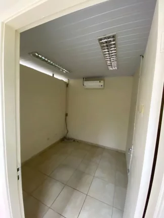 Imagem Excelente salão Av Corifeu