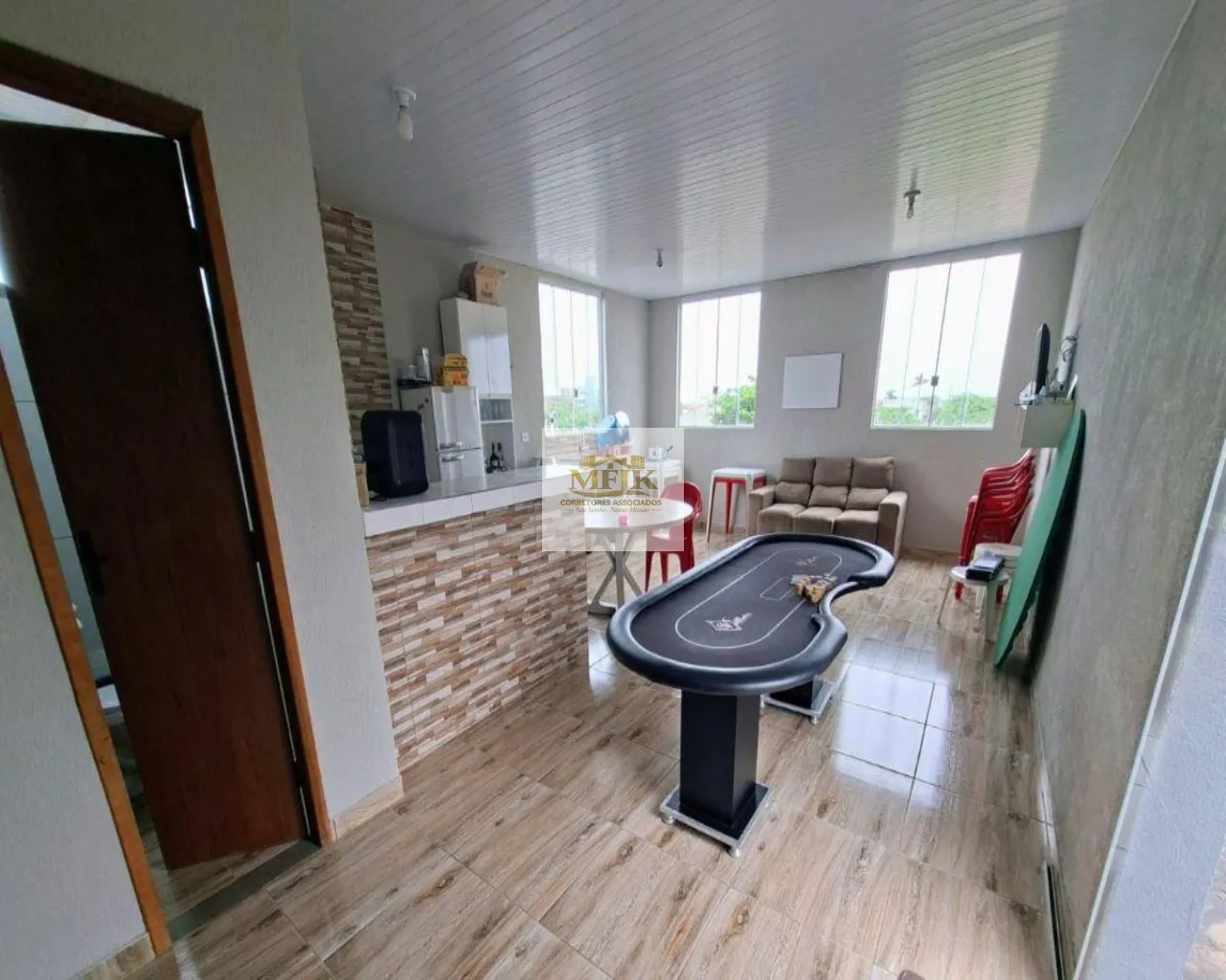 Imagem Comercial e Residencial com 260 m² a venda em Santa Terezinha