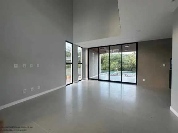 Imagem Imperdível oportunidade: Casa de luxo em condomínio Alphaville - Camaçari-BA, 4 quartos, 4 suítes, 2 salas, 2 banheiros, 4 vagas, 280m².