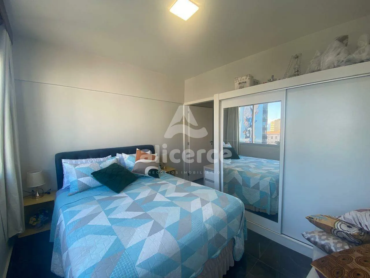Imagem Studio à venda no Centro de Florianópolis com vista para o mar