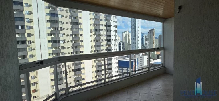Imagem Apartamento Zona Central para Venda em Balneário Camboriú, CENTRO, 3 dormitórios, 1 suíte, 2 banheiros, 2 vagas