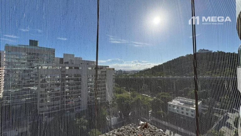 Imagem Apartamento com 3 dormitórios à venda, 100 m² por R$ 1.950.000,00 - Praia da Costa - Vila Velha/ES