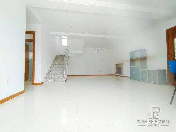 Imagem Casa à venda, 250 m² por R$ 990.000,00 - Vargem Grande - Teresópolis/RJ